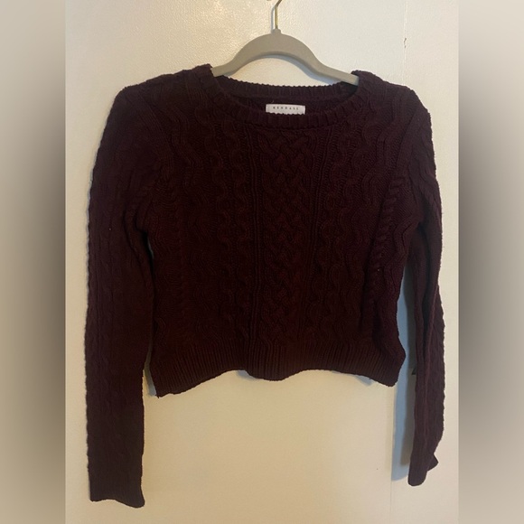 Kendall & Kylie Cropped Cable Knit Sweater, Medium - Picture 2 of 7
